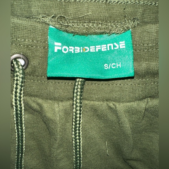 Women’s size small moto pants in dark green - Picture 5 of 5